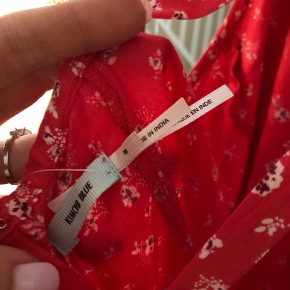 Red floral romper from urban outfitters - Picture 4 of 4